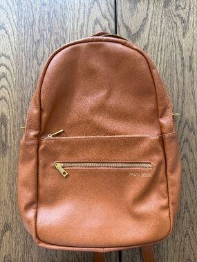FAWN Design Backpack